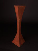 Pedestal 77 tn.jpg
